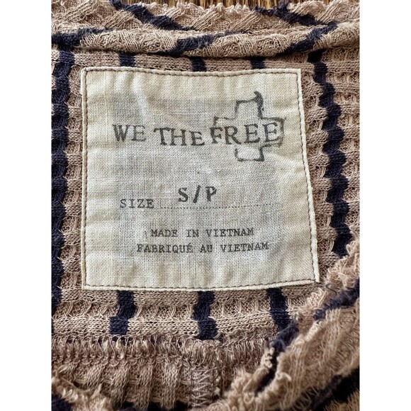 We The Free Women’s Tan & Navy Striped Oversized Peplum Top Blouse Size Small - Picture 2 of 7
